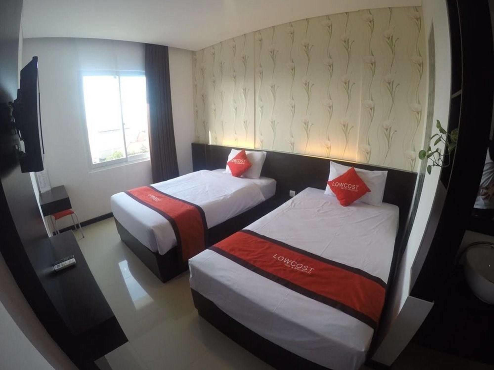 Lowcost Bed & Breakfast Jimbaran Exteriér fotografie