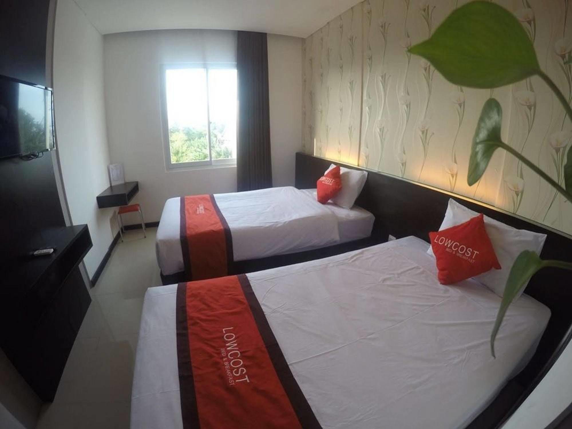 Lowcost Bed & Breakfast Jimbaran Exteriér fotografie